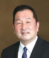 平居 繁和さん